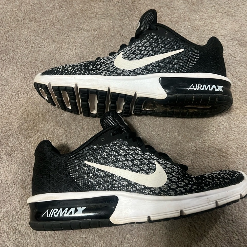 Nike air max size 6
